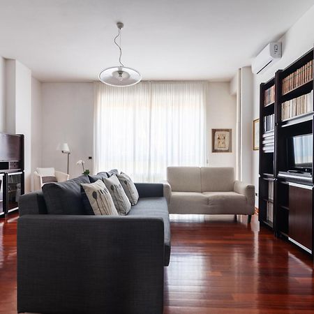 Il Bilocale Con Terrazzo Dei Marchesi Apartment Milan Exterior photo